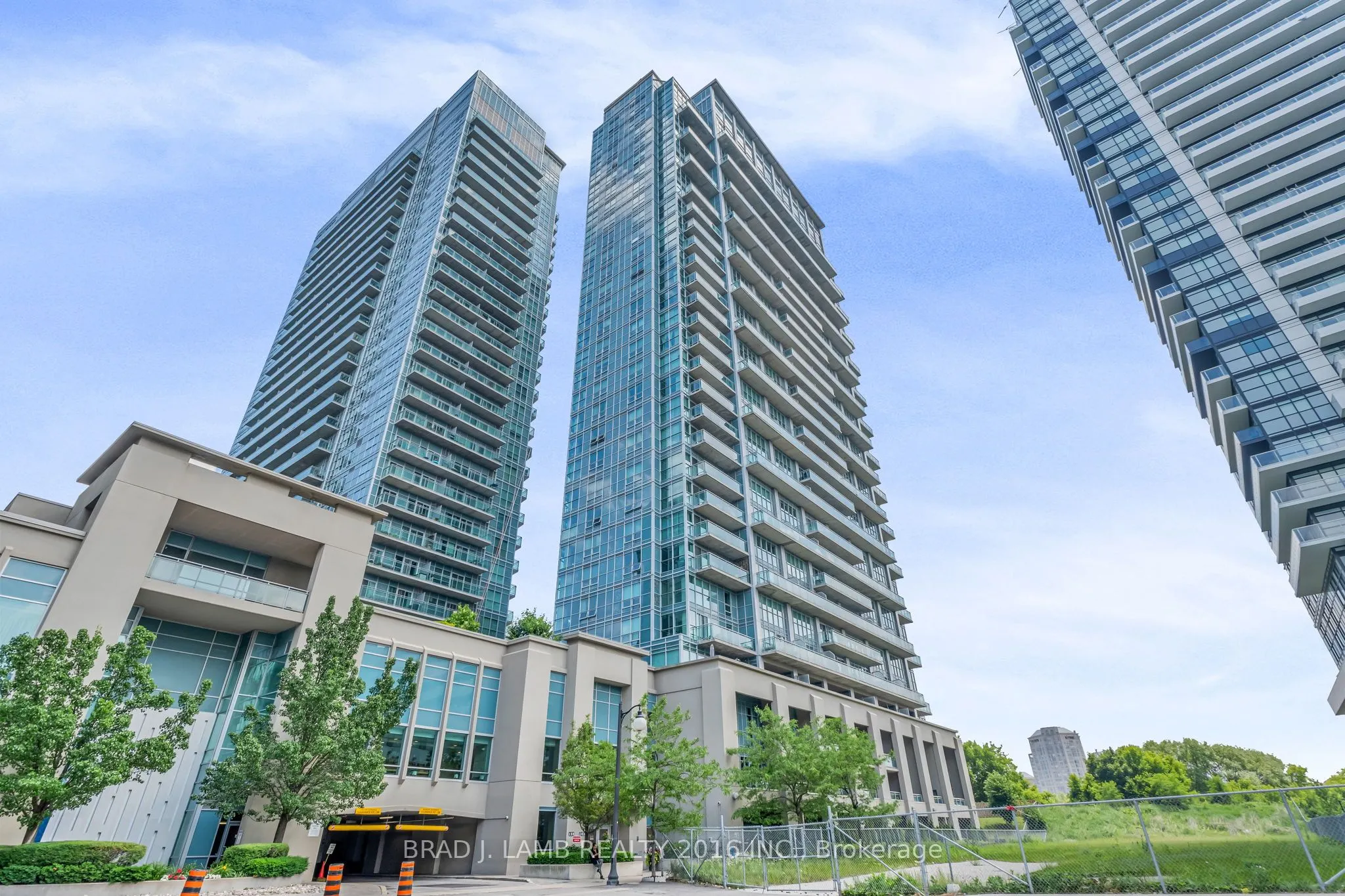 165 Legion Road N, #1031