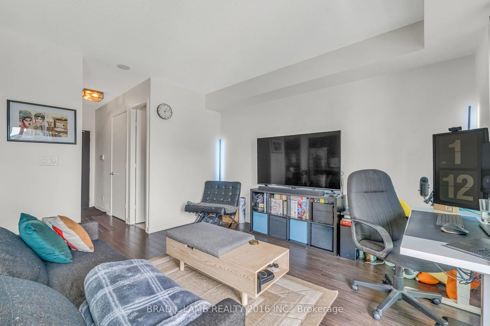 165 Legion Road N, #1031