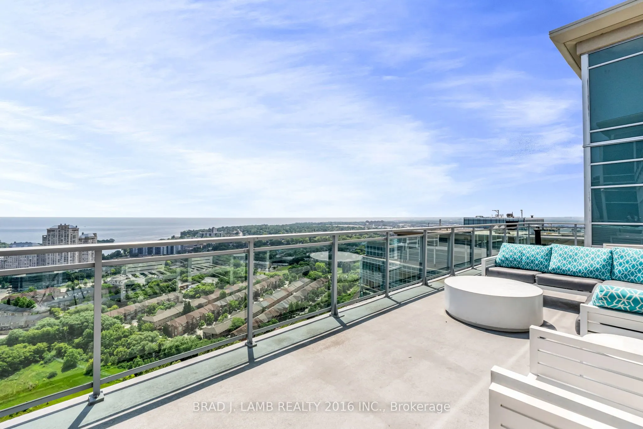 165 Legion Road N, #1031
