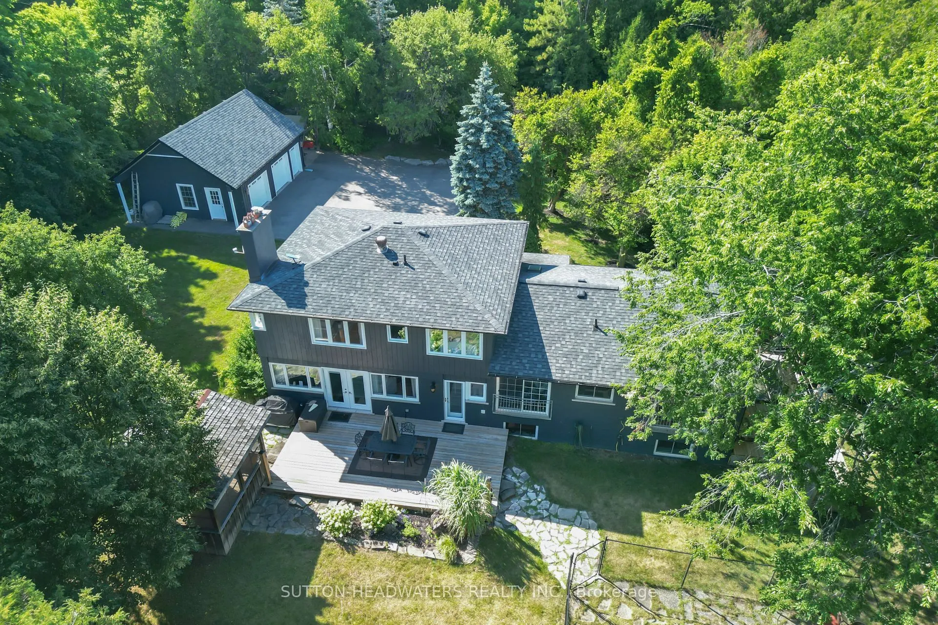 563 River Road