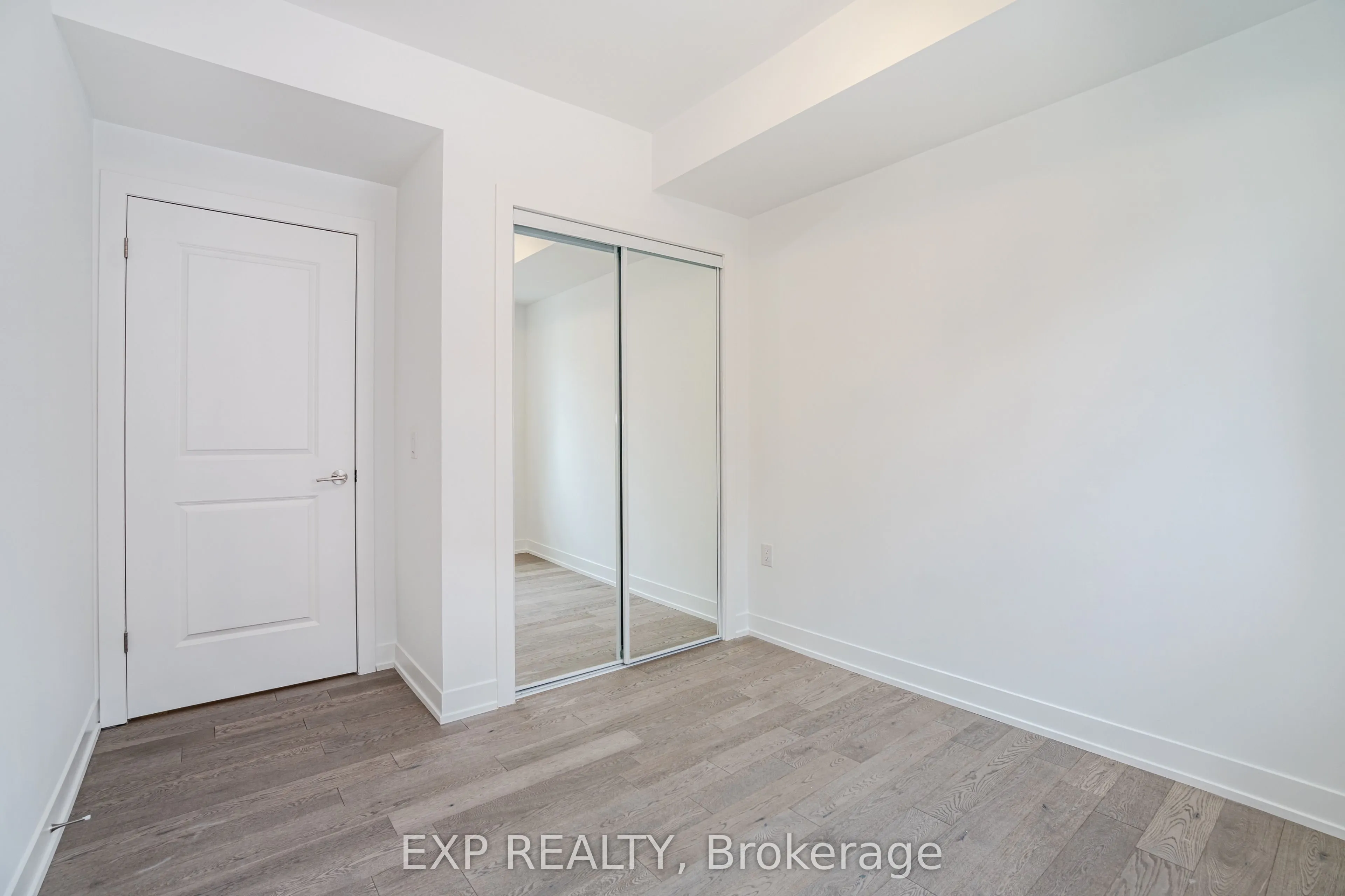 1062 Douglas Mccurdy Comm Court, #229