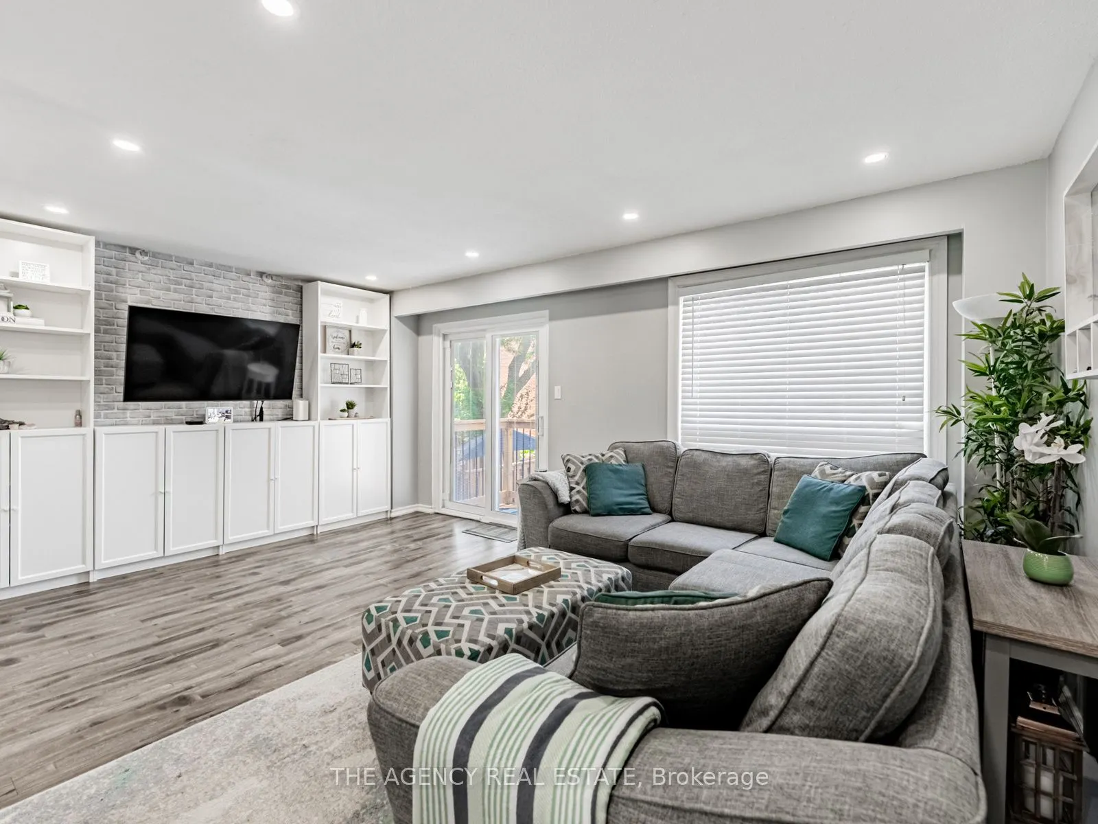 2445 Homelands Drive, #4