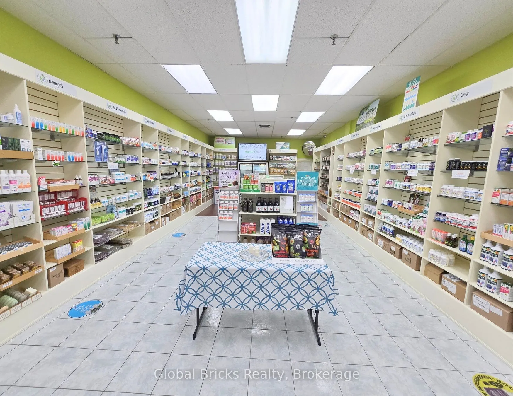 1151 Dundas Street W, #33