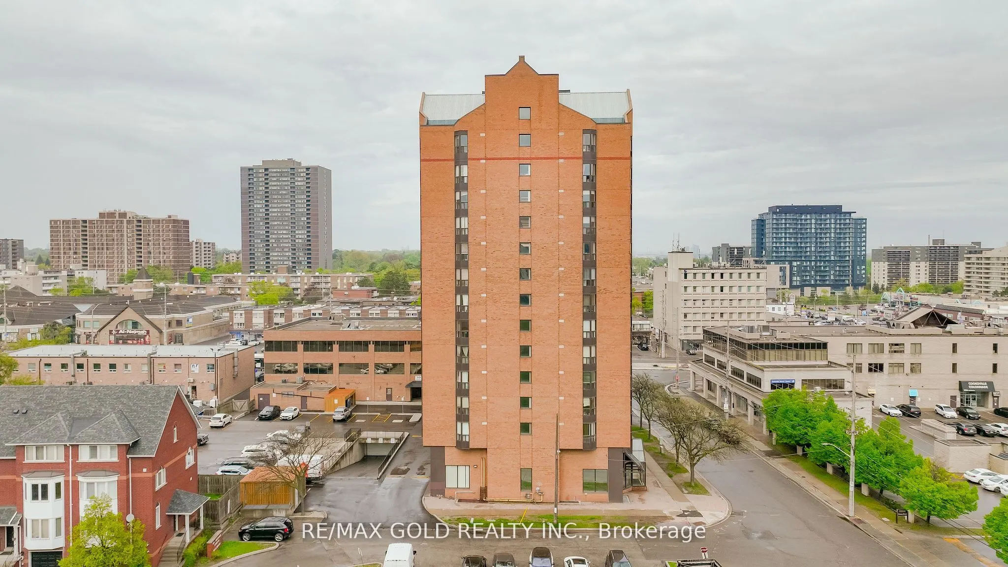25 Agnes Street, #201