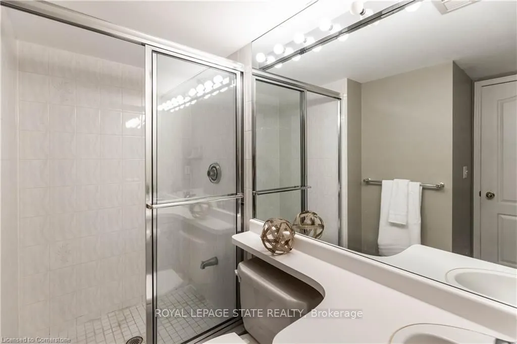 1276 Maple Crossing Boulevard, #909