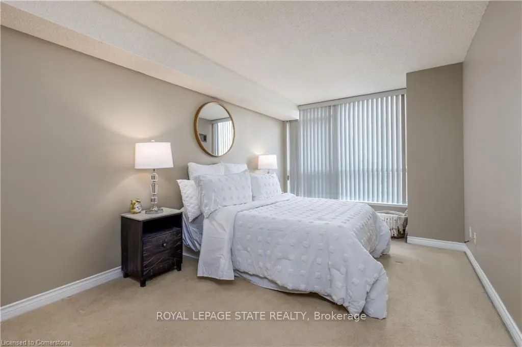1276 Maple Crossing Boulevard, #909