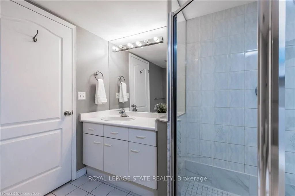 1276 Maple Crossing Boulevard, #909