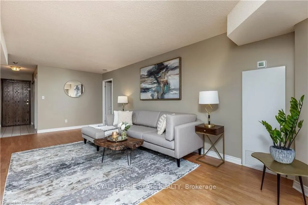 1276 Maple Crossing Boulevard, #909