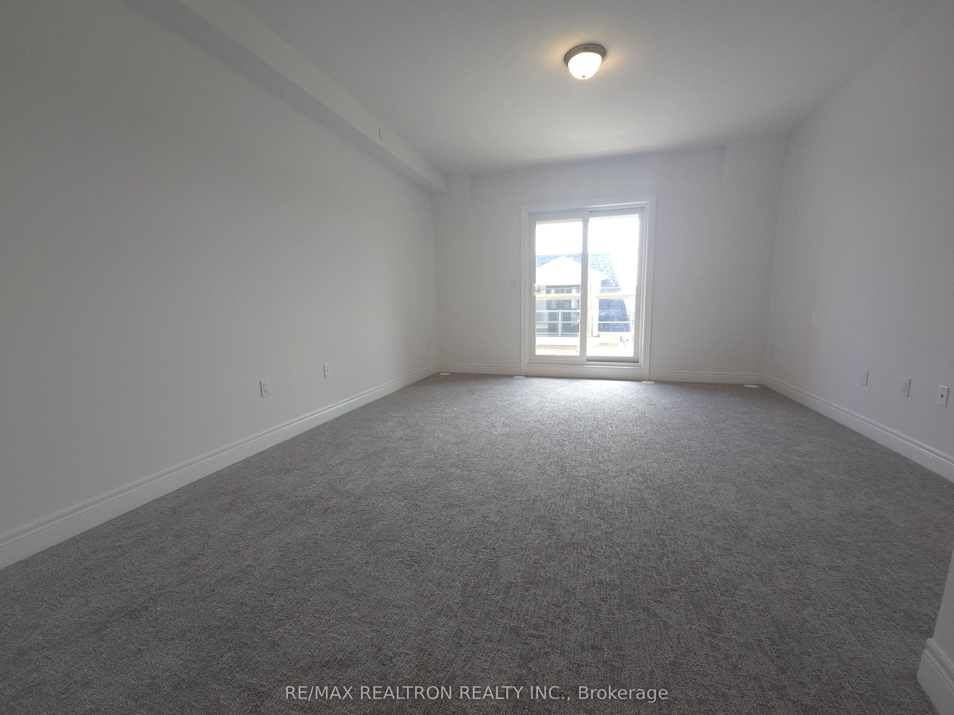 2140 Trafalgar Road, #47