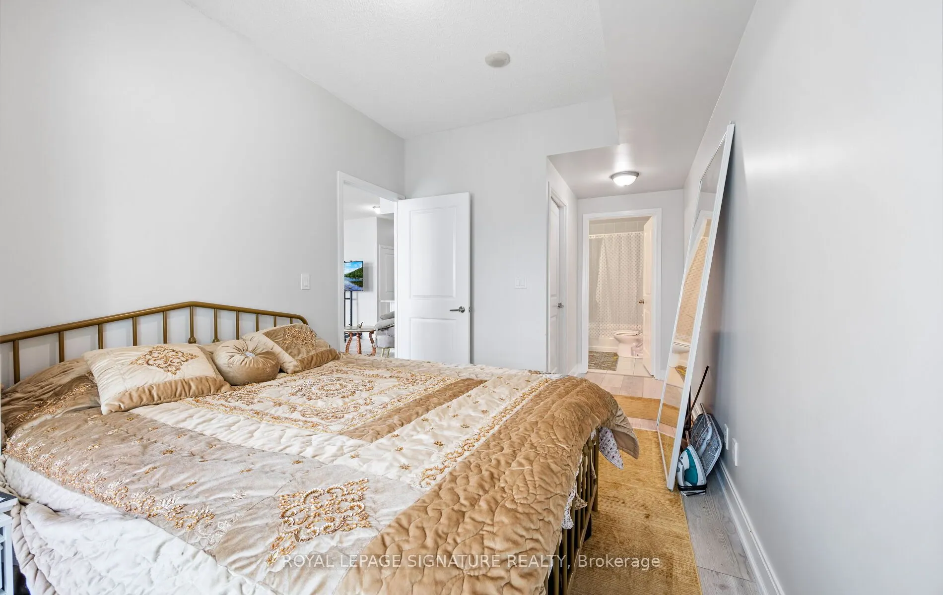 70 Absolute Avenue, #2501