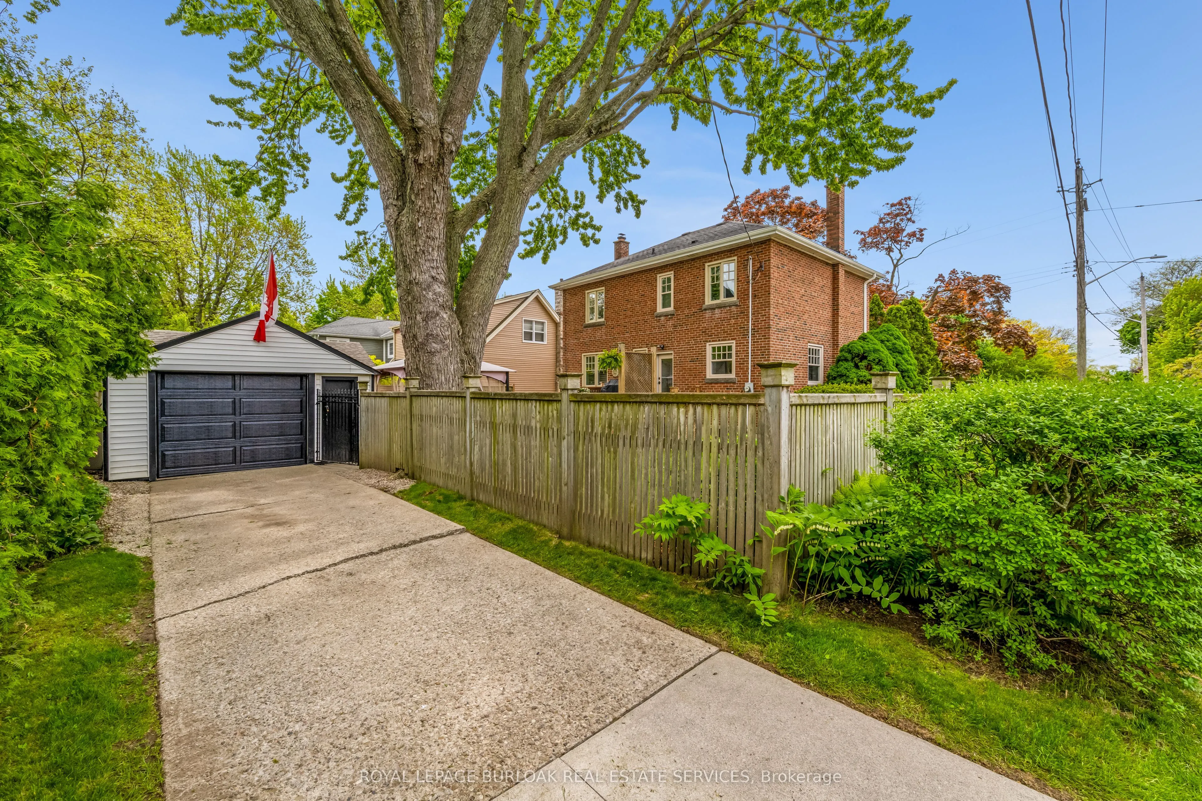 605 Emerald Street