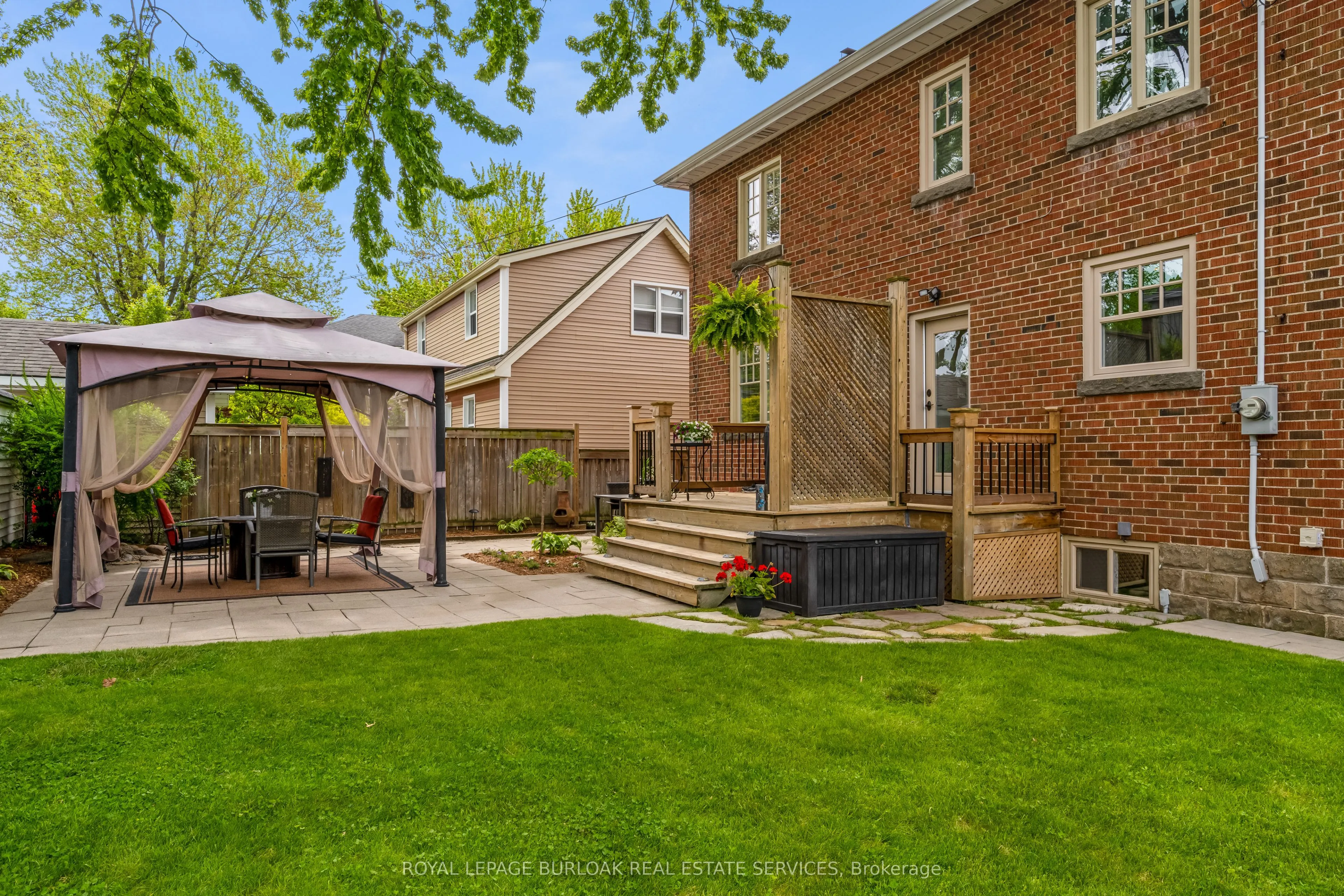 605 Emerald Street