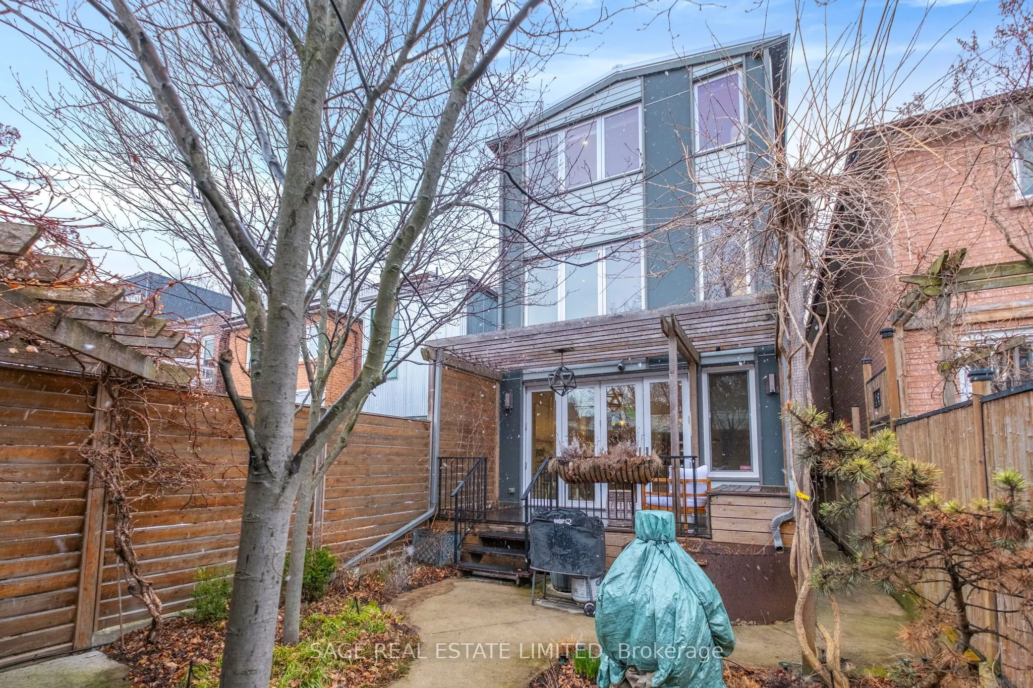 750 Crawford Street