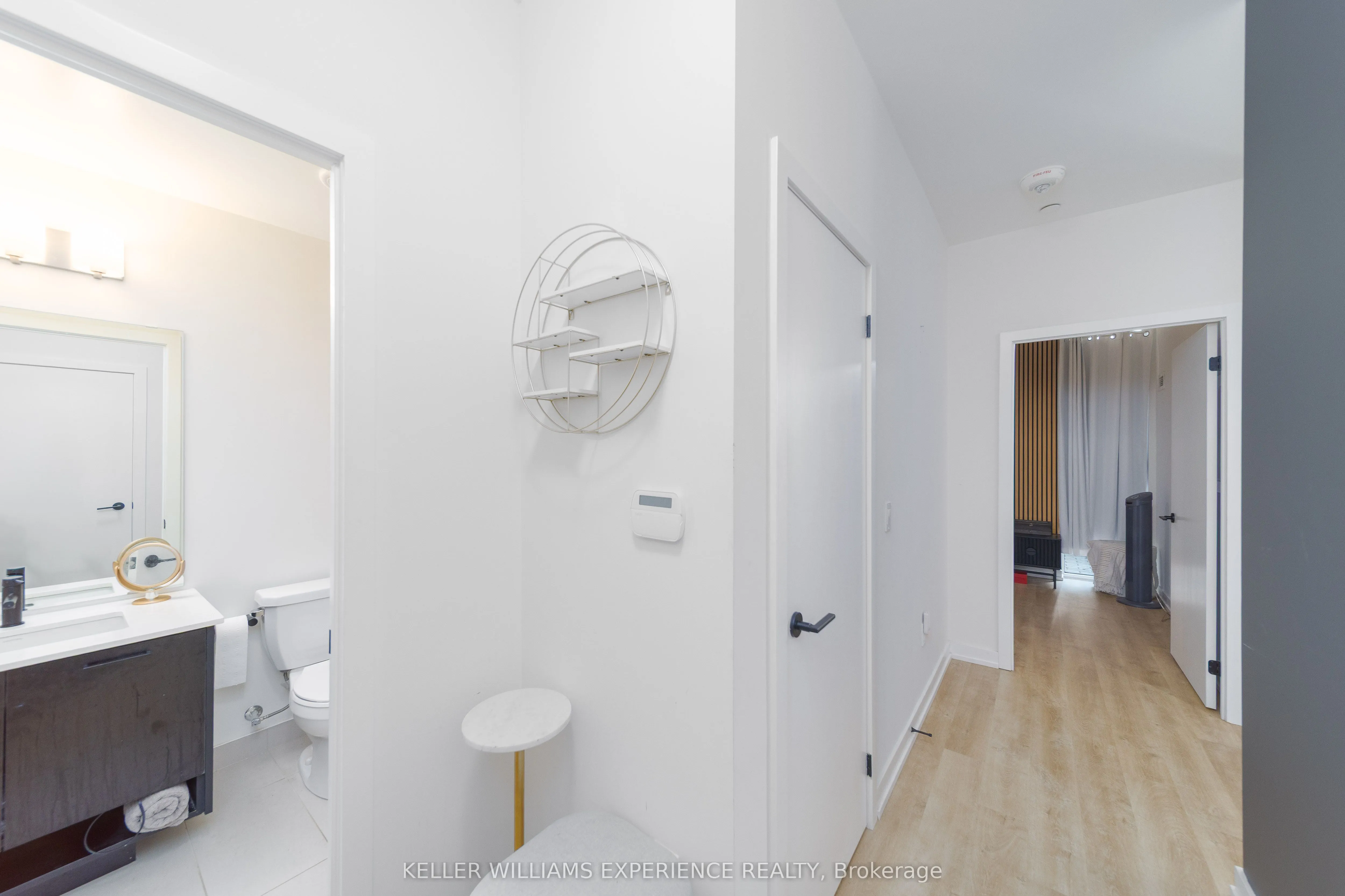 2300 St Clair Avenue W, #118