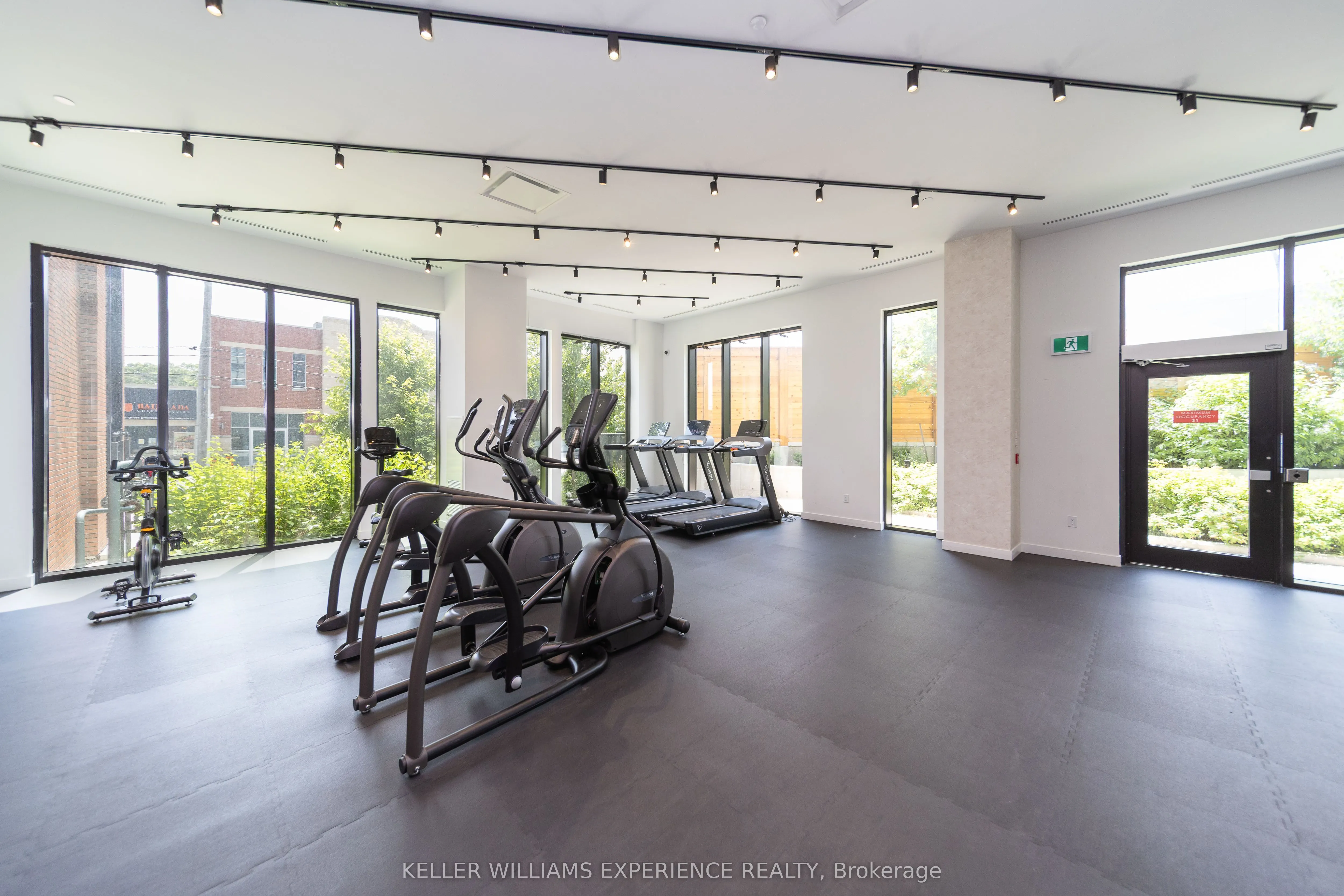 2300 St Clair Avenue W, #118