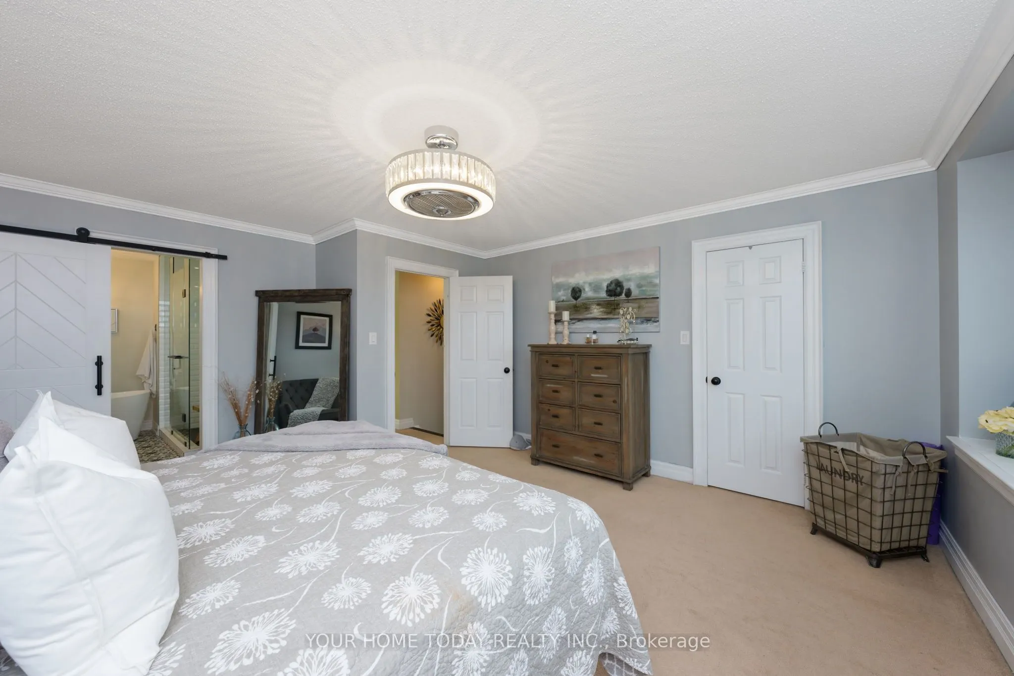 20 Chetholme Place