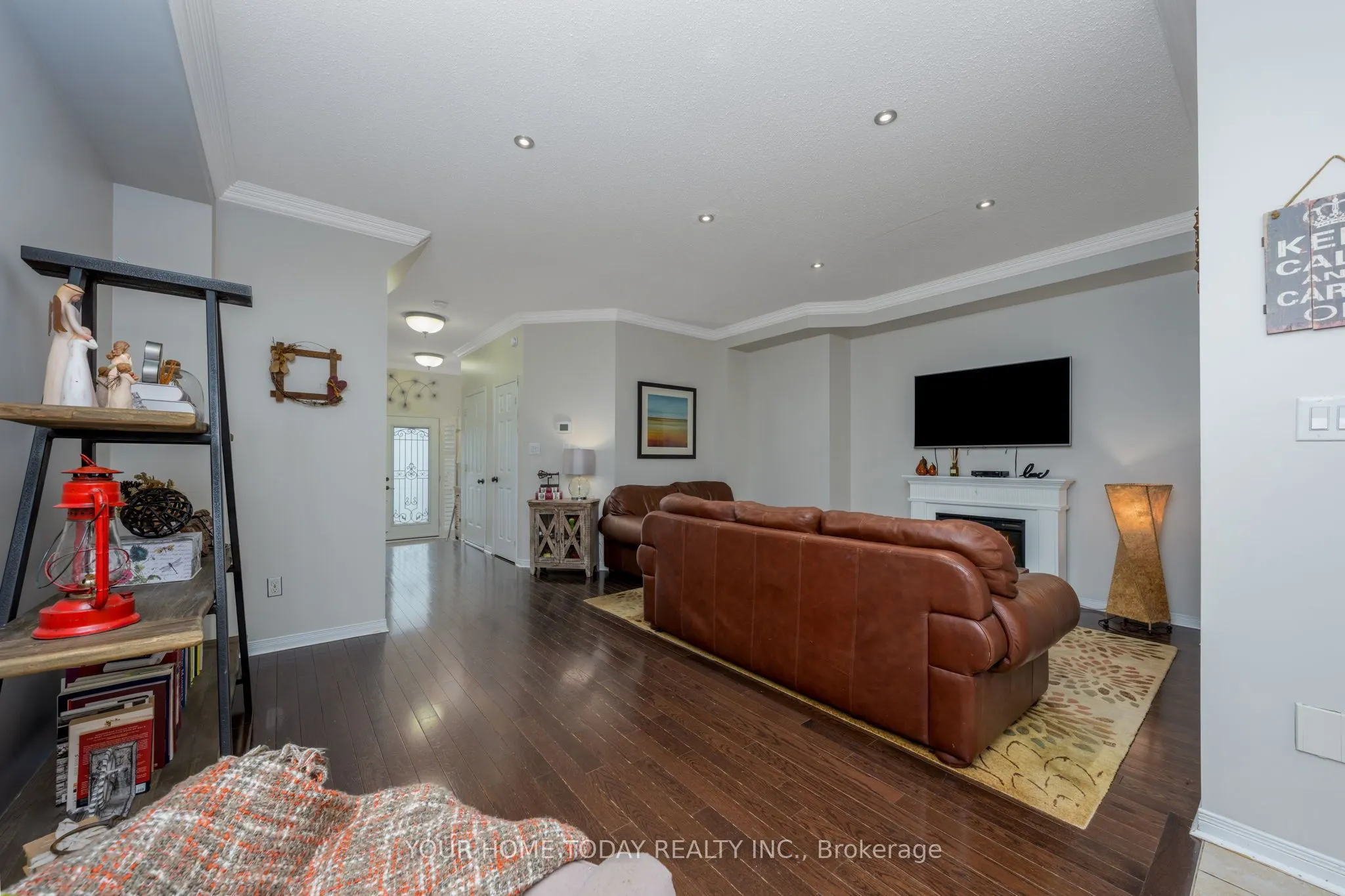20 Chetholme Place