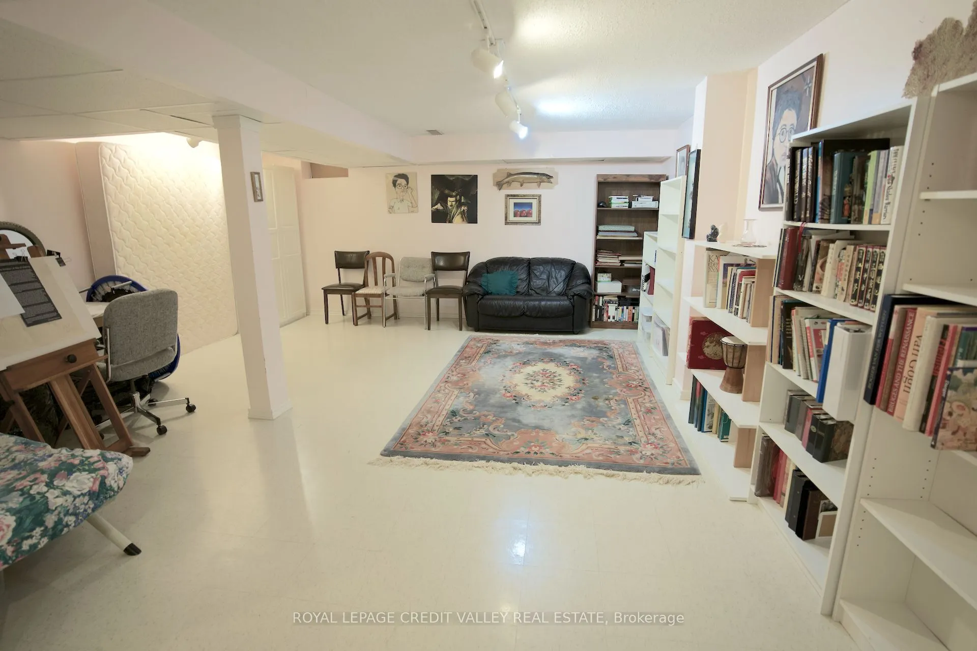 464 Dalmuir Mews