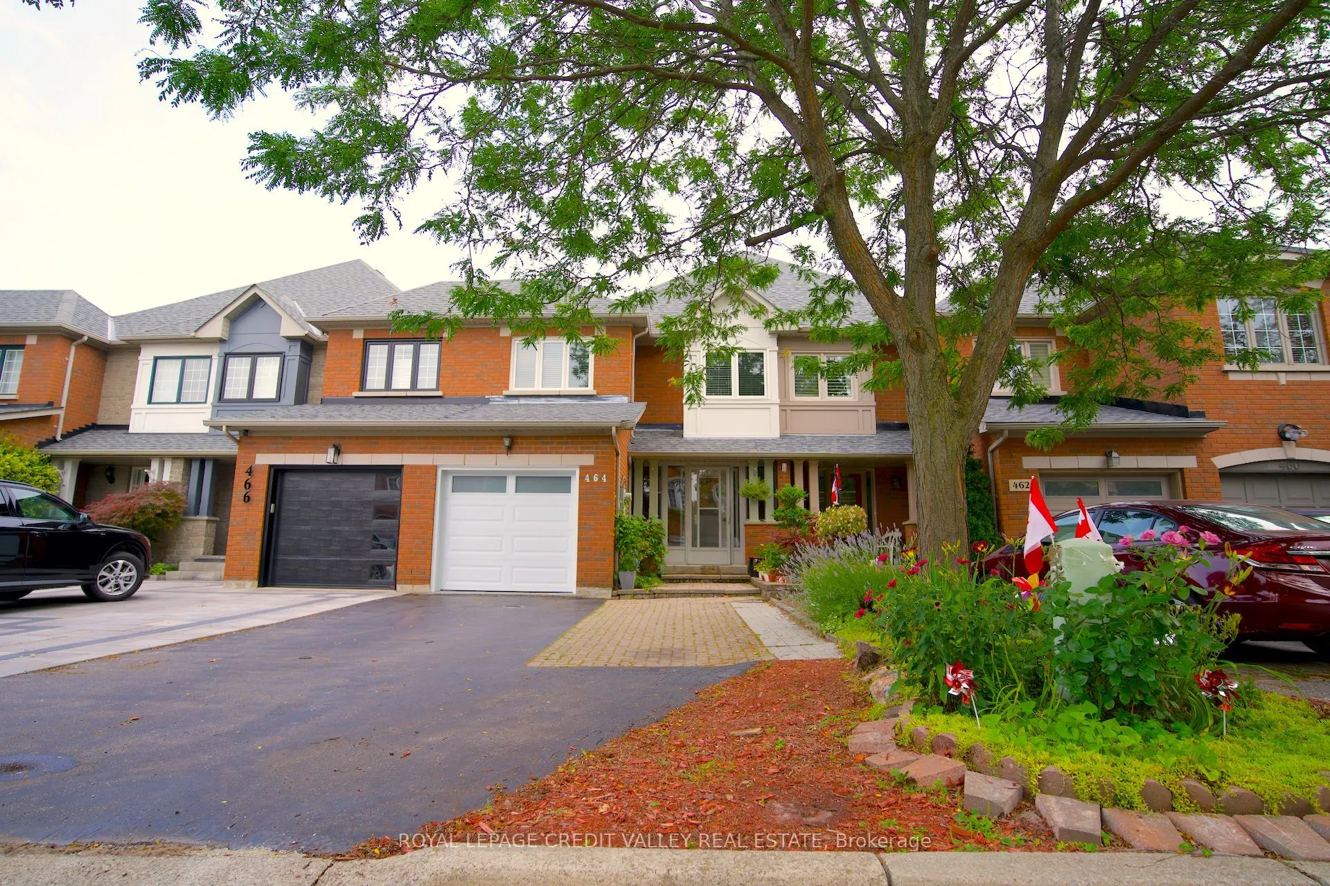 464 Dalmuir Mews