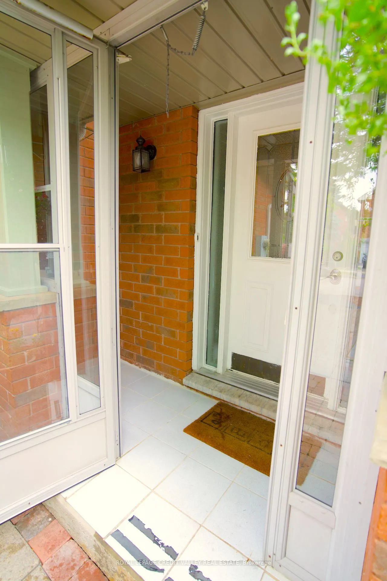 464 Dalmuir Mews