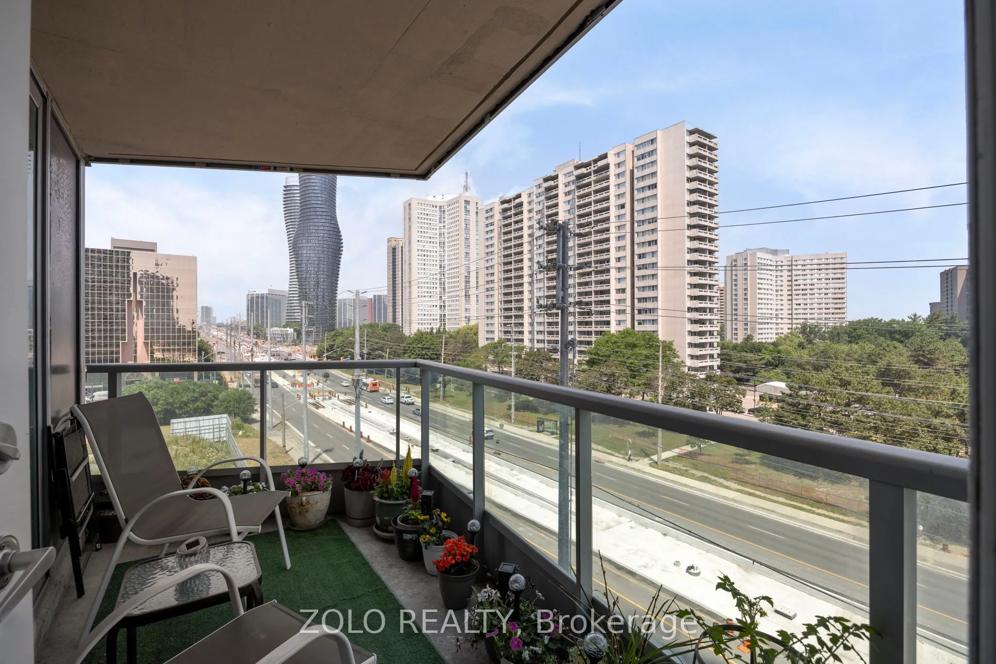 1 Elm Drive W, #611