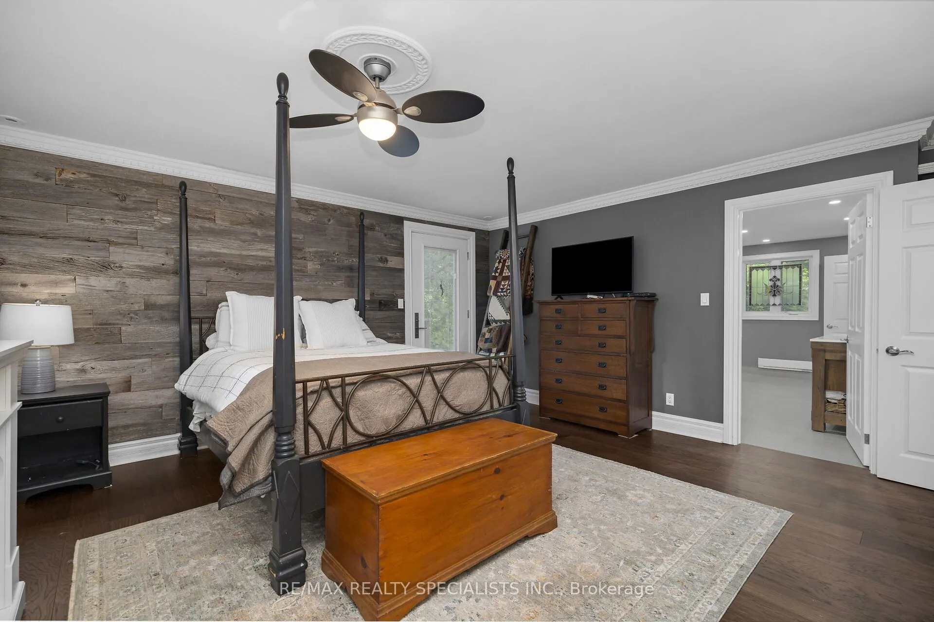 2 Cedar Drive