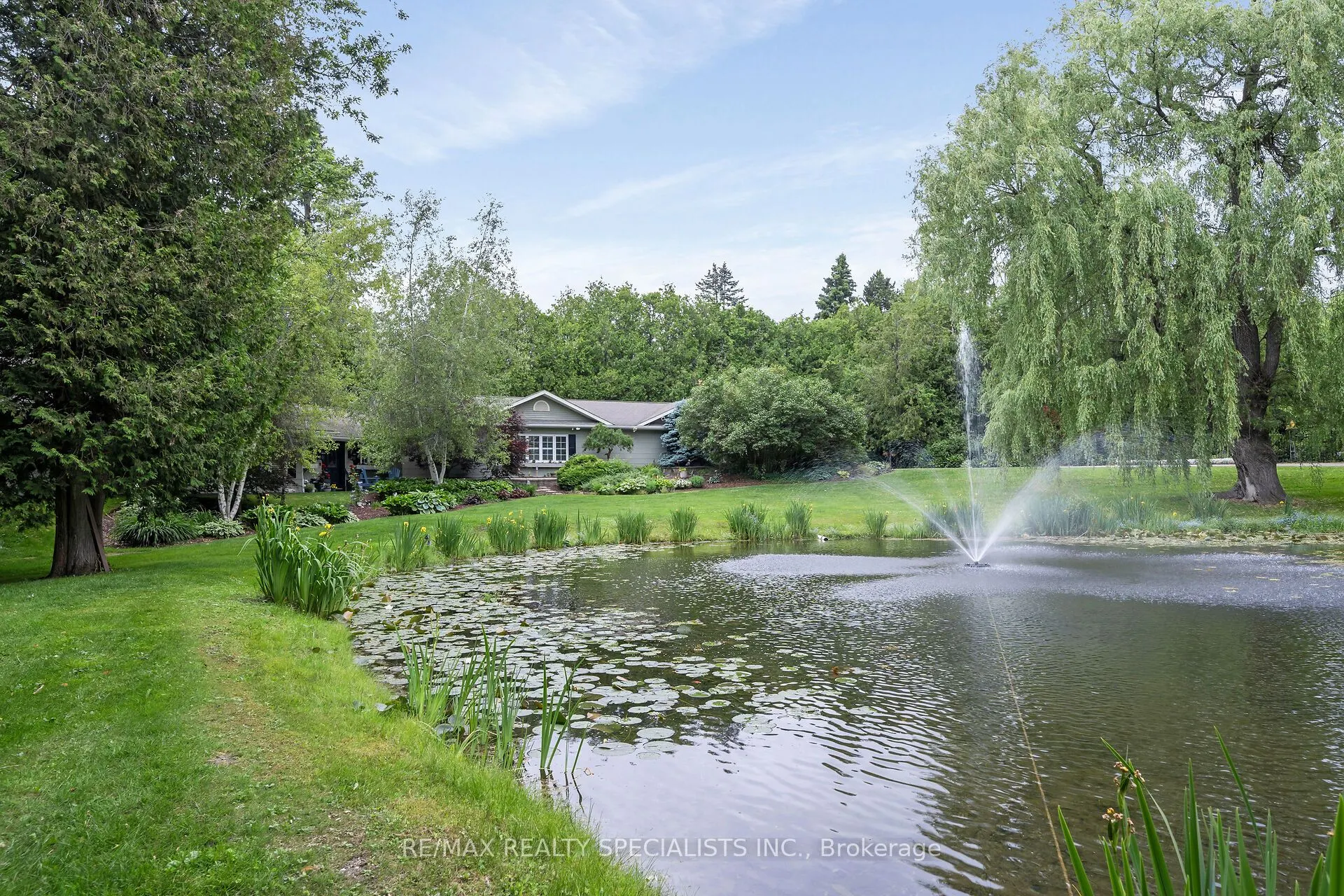 2 Cedar Drive