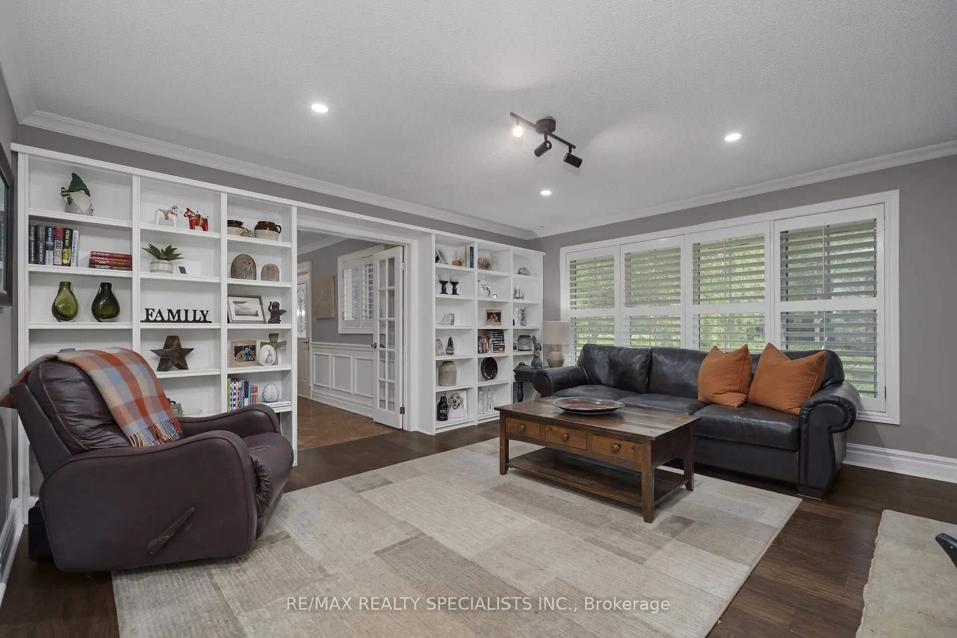 2 Cedar Drive