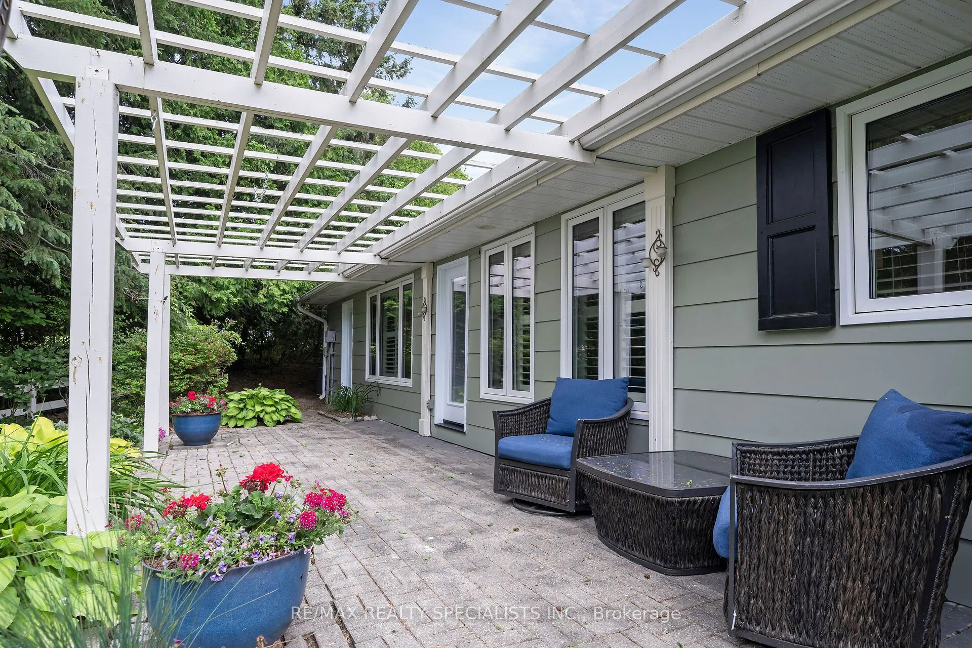 2 Cedar Drive