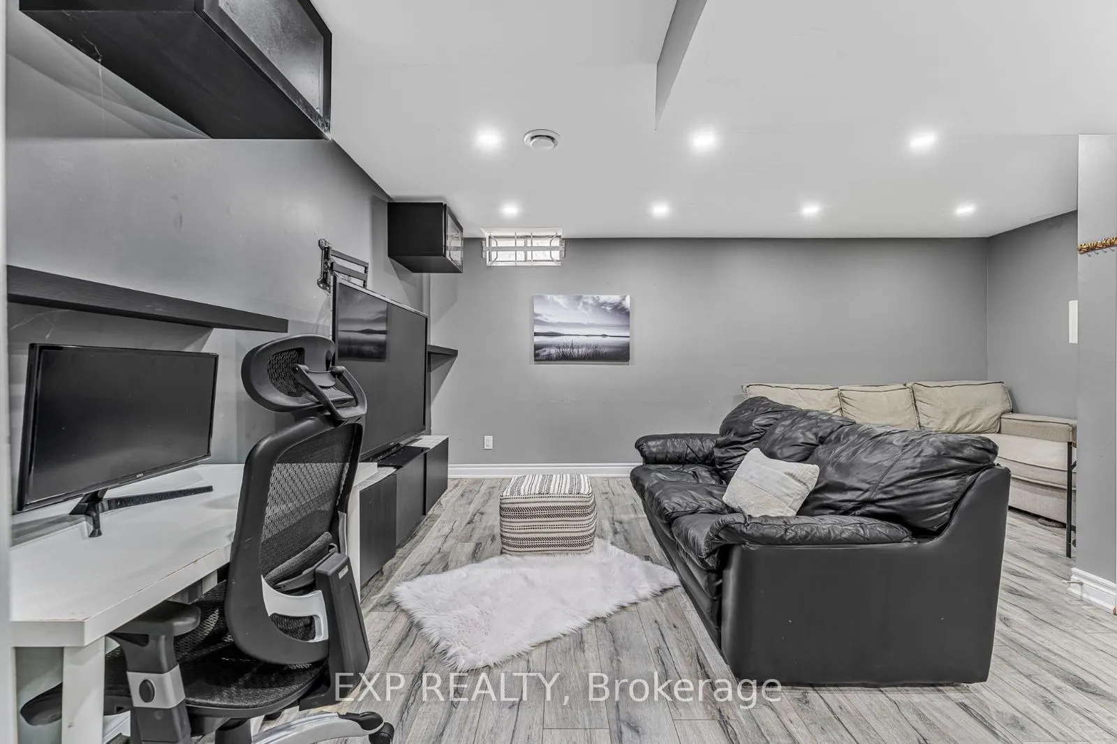 5547 Cortina Crescent