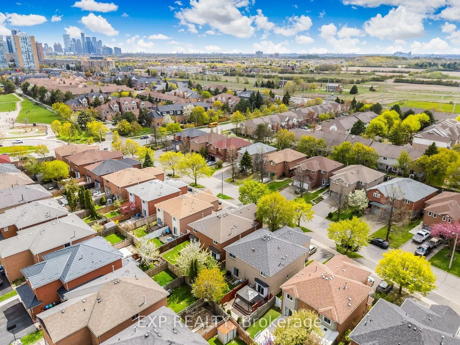 5547 Cortina Crescent