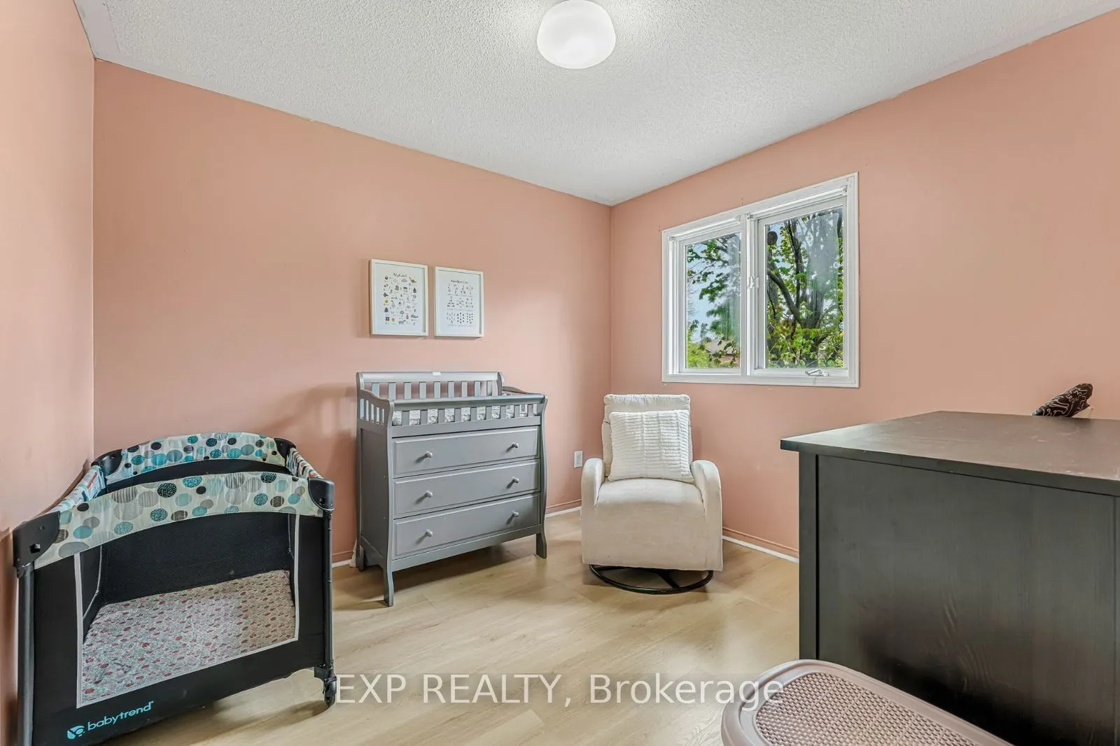 5547 Cortina Crescent