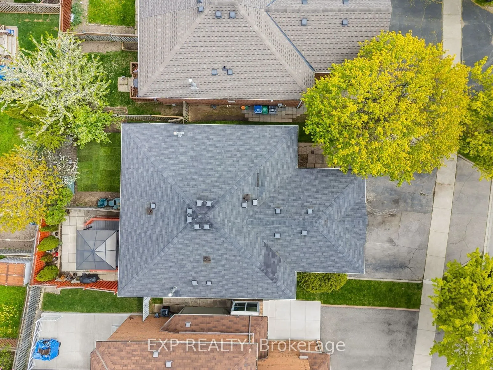 5547 Cortina Crescent