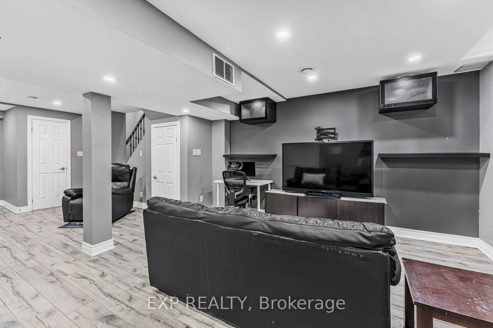 5547 Cortina Crescent