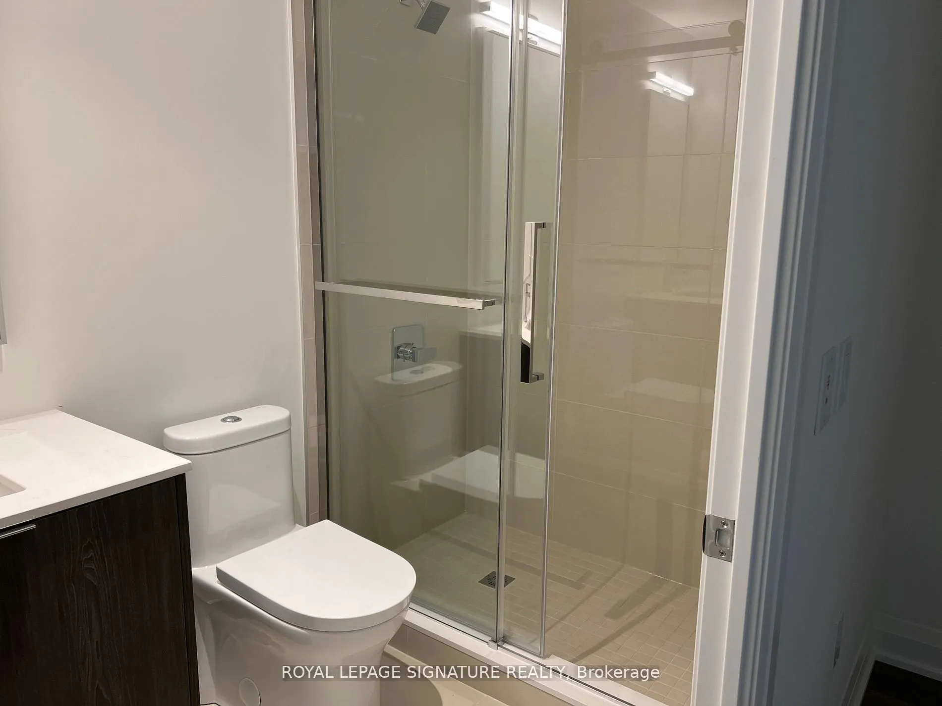 293 The Kingsway Avenue, #213