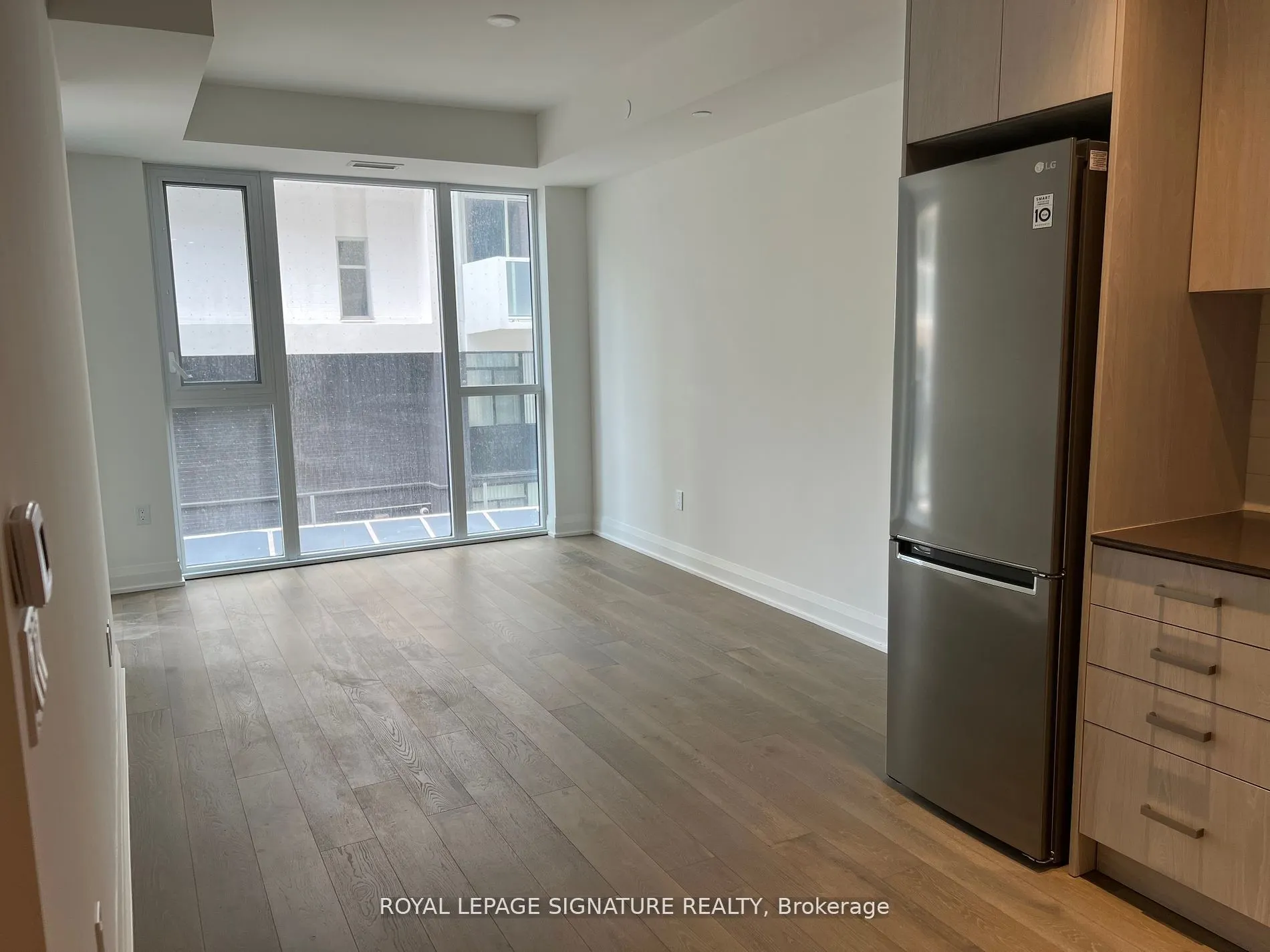 293 The Kingsway Avenue, #213