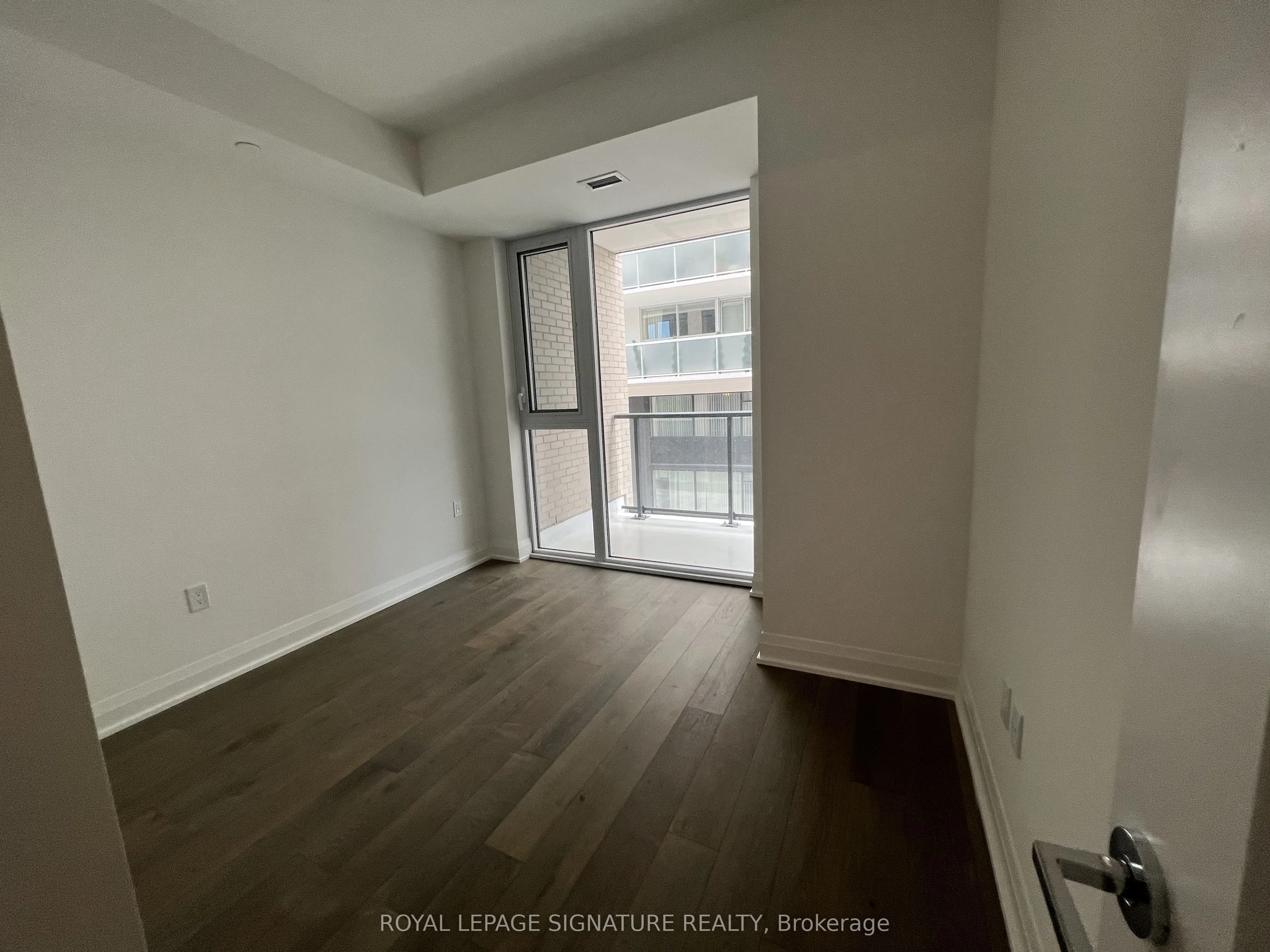 293 The Kingsway Avenue, #213