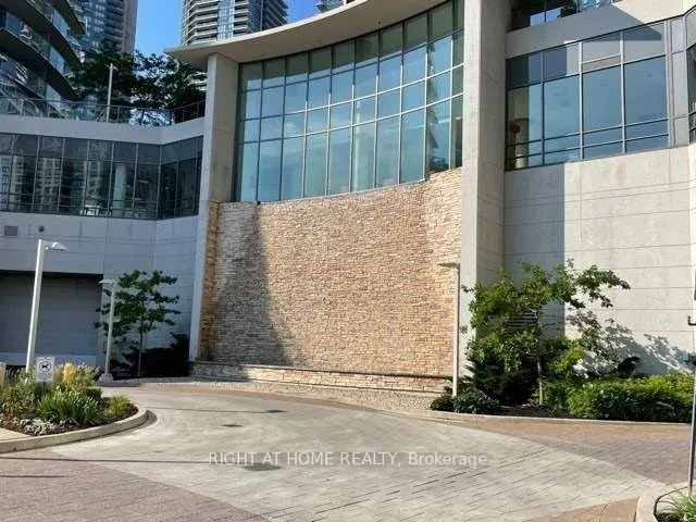2240 Lakeshore Boulevard W, #2707