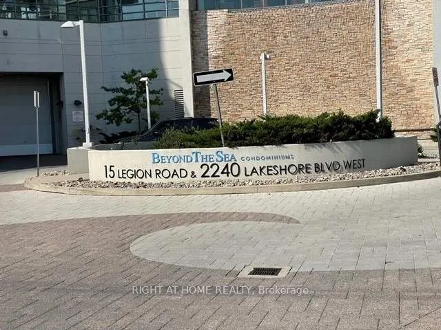 2240 Lakeshore Boulevard W, #2707