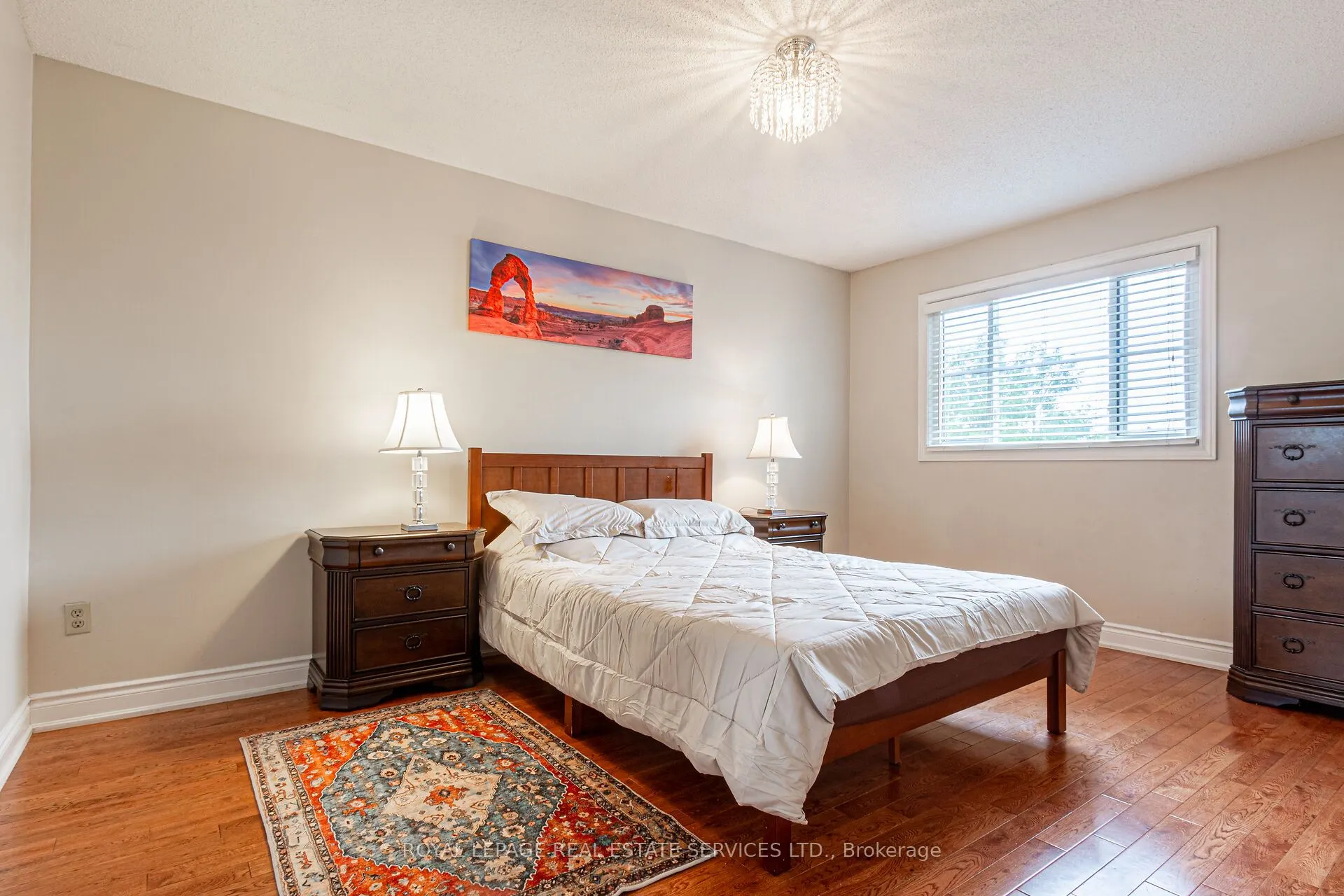 1536 Kirkrow Crescent
