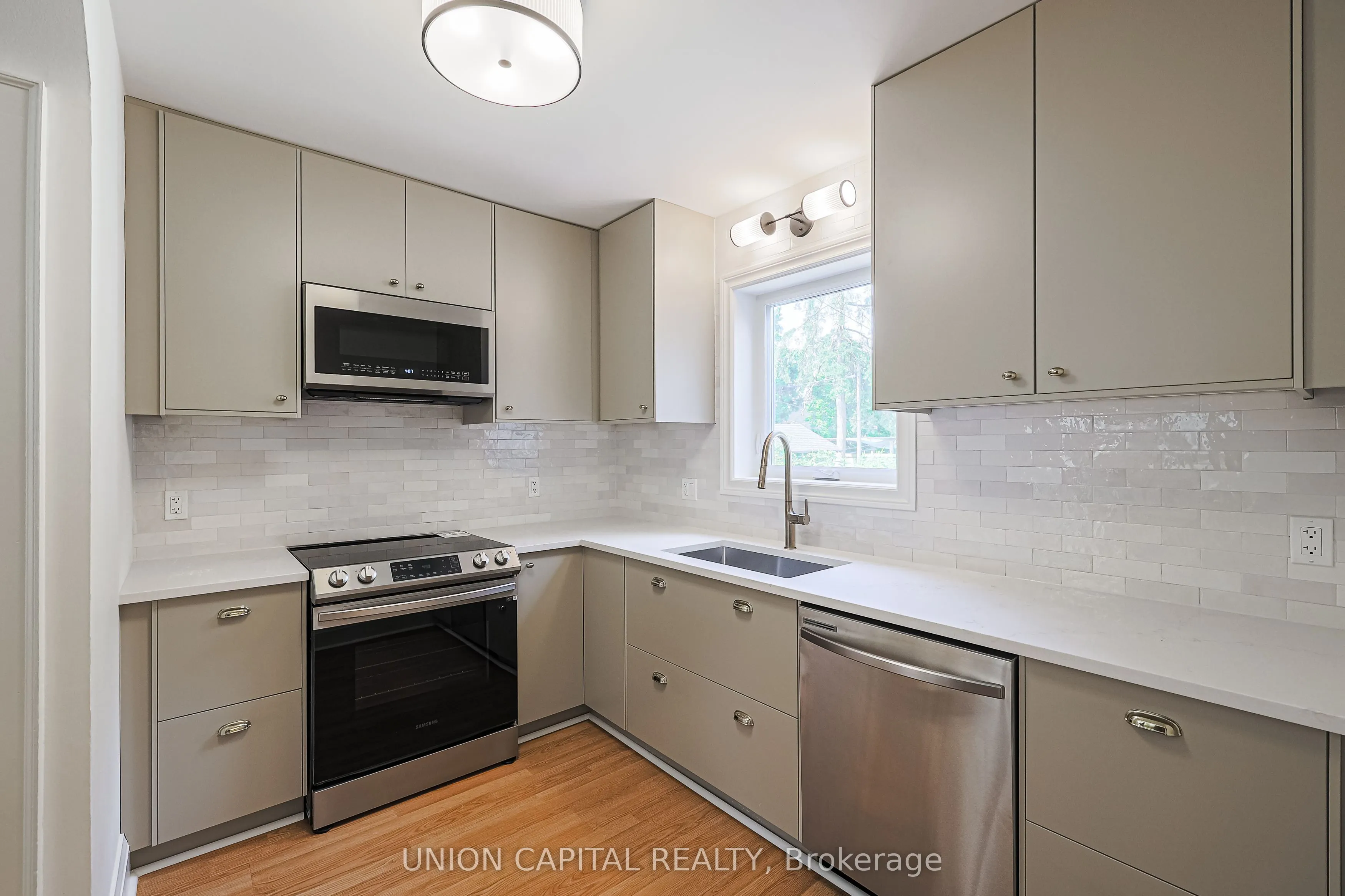 1064 Royal York Road