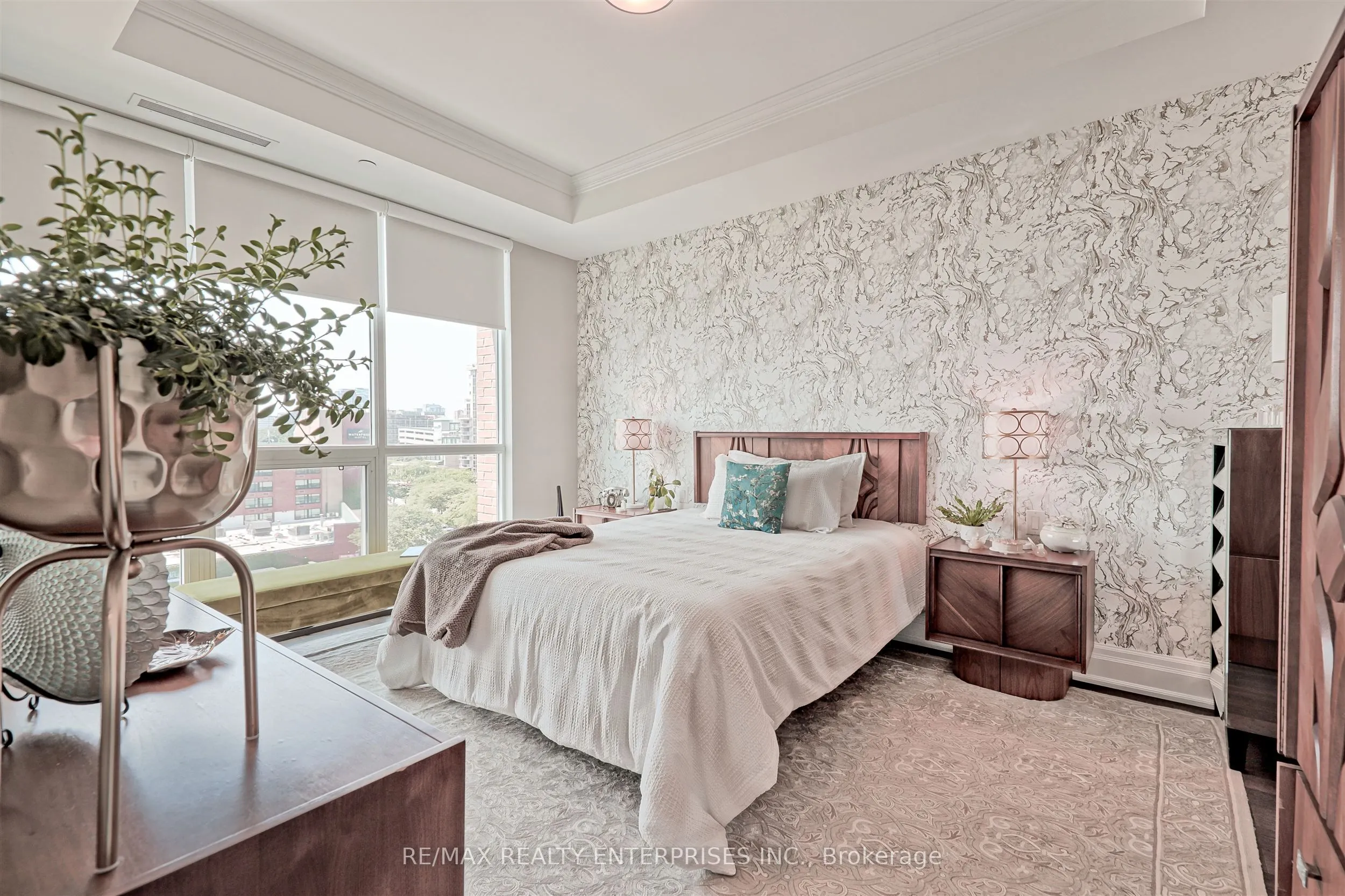 1 Elizabeth Street, #604