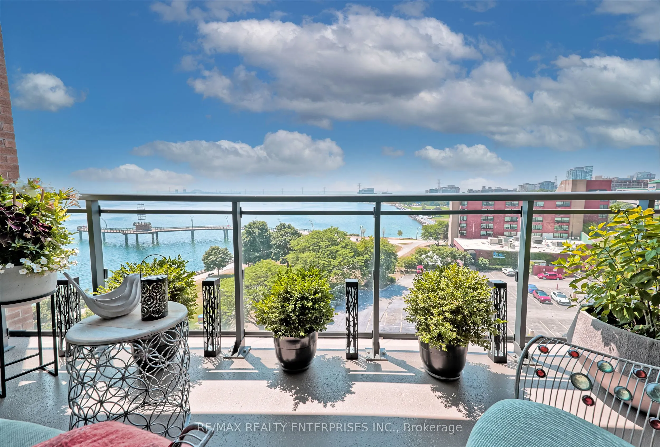 1 Elizabeth Street, #604