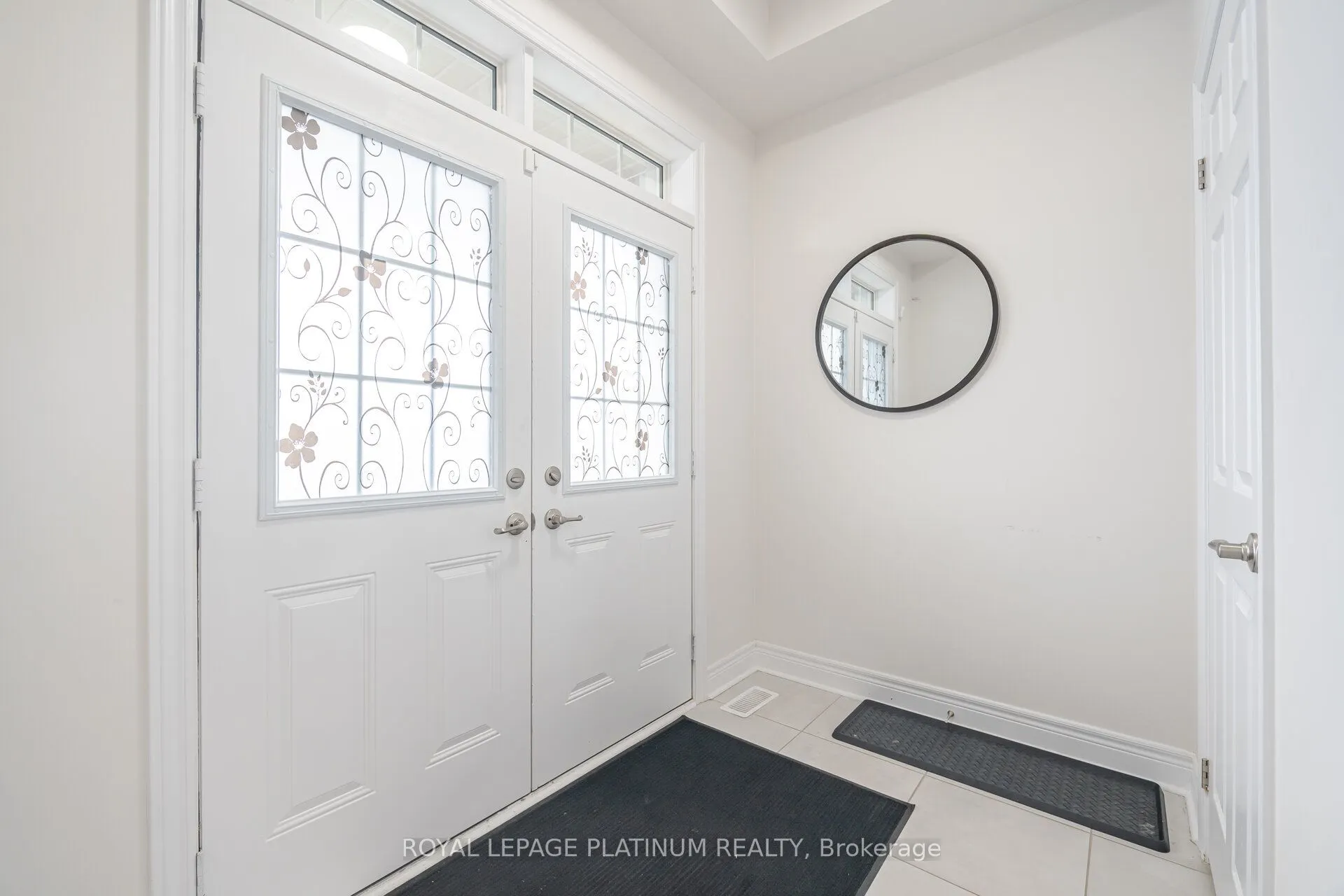 29 Overstone Road