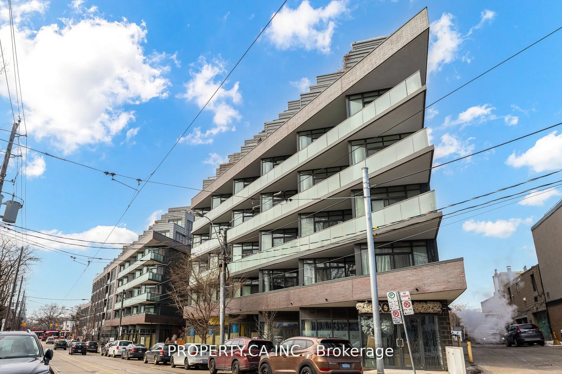 38 Howard Park Avenue, #212