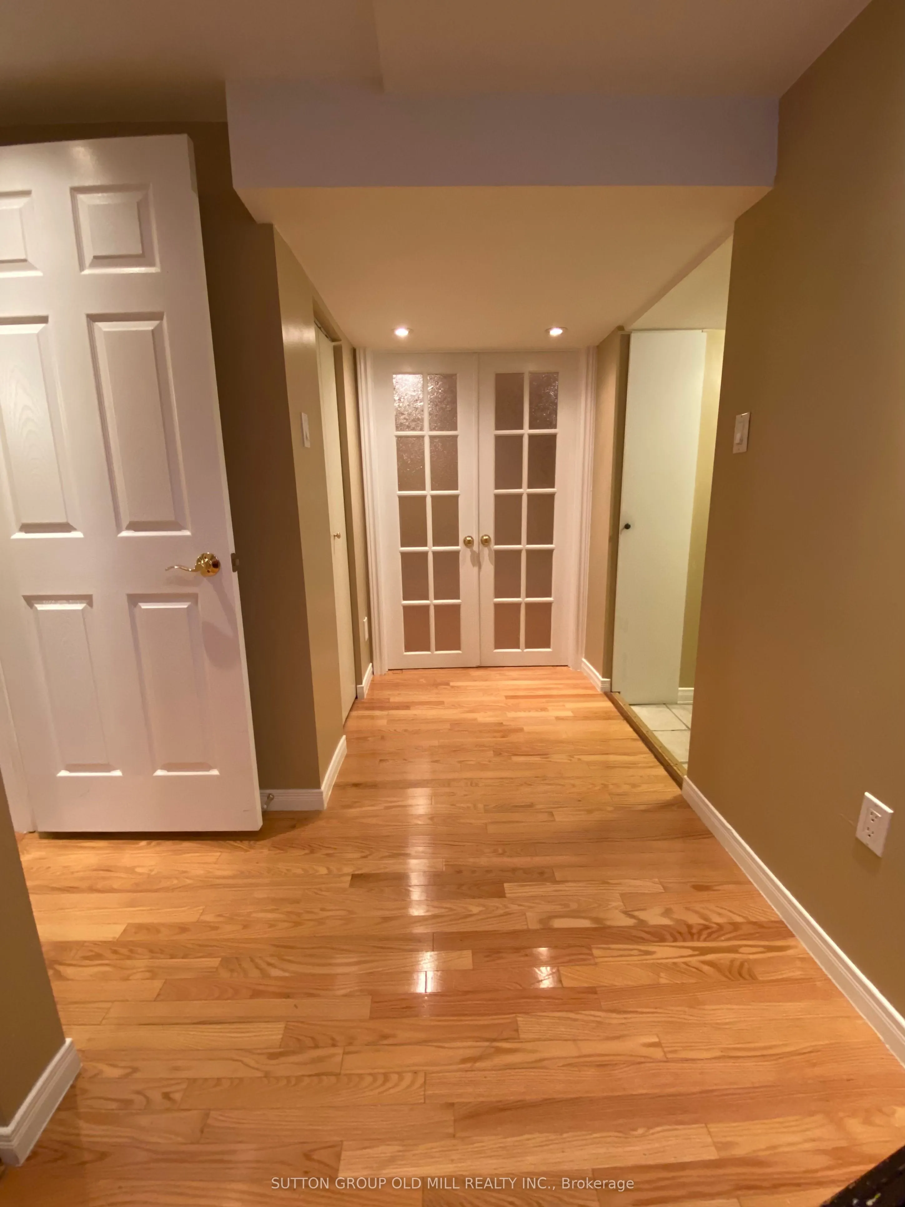 32 Hagersville Court