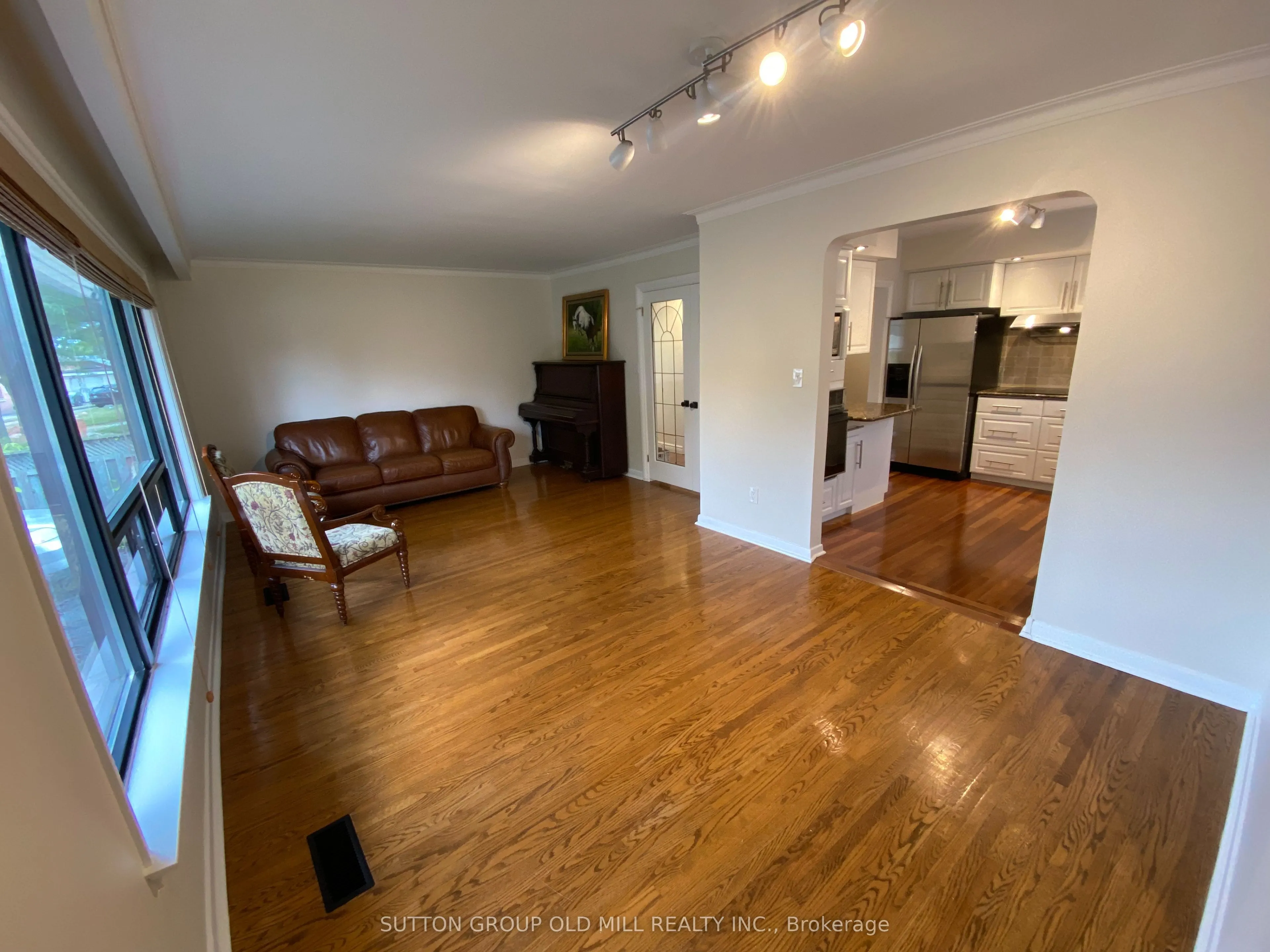 32 Hagersville Court