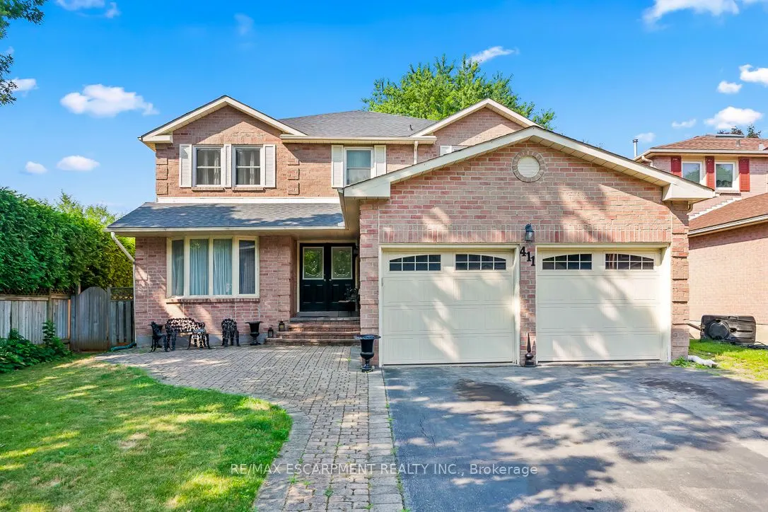 411 Freeman Crescent