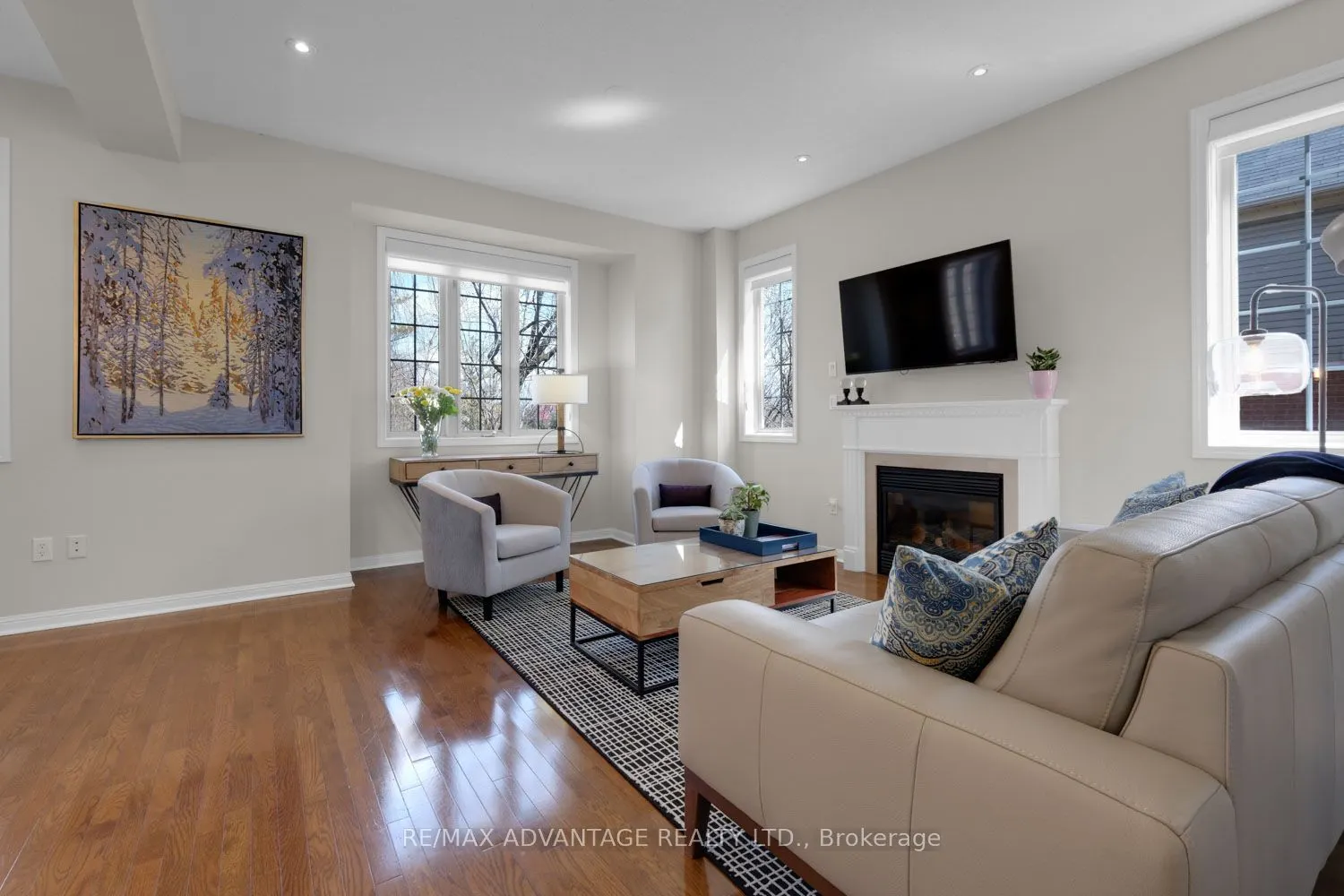 2401 Fifth Line W, #27