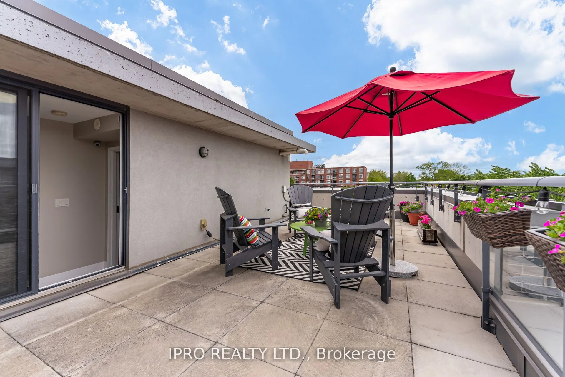 15 Sousa Mendes Street, #103